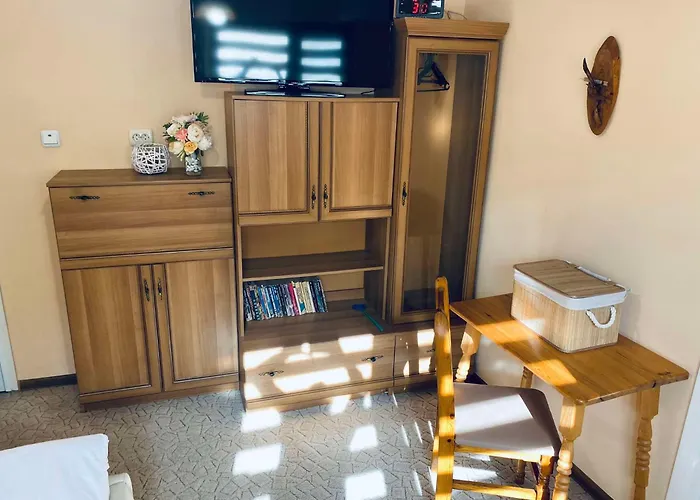 بيت للعطل василеви *