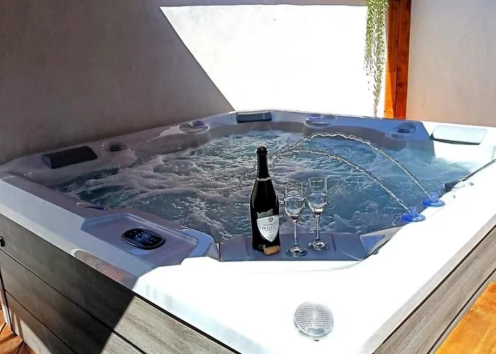 بيت للعطل василеви *