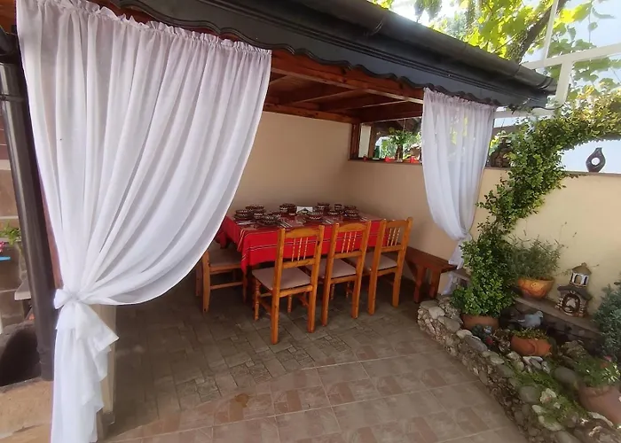 بيت للعطل василеви *